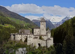 Castel Taufers Ahrntal.