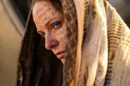 Rebecca Ferguson (Lady Jessica Atreides).