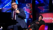 "Starke M&auml;nner" dominieren die dritte Route durch sechs Jahrzehnte. v.l.n.r. G&ouml;tz Alsmann am Fl&uuml;gel, Torsten Str&auml;ter im Hintergrund