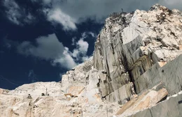 Carrara Steinbr&uuml;che.