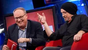 "Starke M&auml;nner" dominieren die dritte Route durch sechs Jahrzehnte. v.l.n.r. Oliver Welke und Torsten Str&auml;ter.