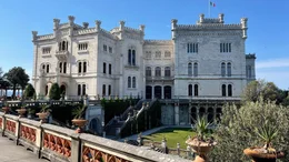 Zeuge &ouml;sterreichischer Vergangenheit an der Adria: das Schloss Miramare.