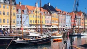 Die meistfotografierte Hafenzeile Kopenhagens ist Nyhavn. Die meistfotografierte Hafenzeile Kopenhagens ist Nyhavn.