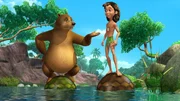 Balu (li.) will Mogli (re.) das Fischen beibringen. Balu (li.) will Mogli (re.) das Fischen beibringen.