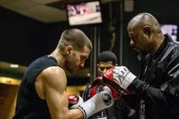 Am Tiefpunkt seines Lebens angekommen, wendet sich der ehemalige Box-Champion Billy Hope (Jake Gyllenhaal, l.) an den fr&uuml;heren Profitrainer Tick Wills (Forest Whitaker, r.). Kann dieser dem gebrochenen Boxer helfen, sein Leben und seine Karriere wieder auf die Reihe zu bekommen?