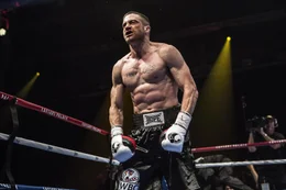 Als der viermalige Box-Weltmeister Billy Hope (Jake Gyllenhaal) nach einem t&ouml;dlichen Ereignis von seinem Manager fallen gelassen wir, beginnt er zu trinken, wird gewaltt&auml;tig und verliert schlie&szlig;lich nicht nur sein Verm&ouml;gen, sondern auch das Sorgerecht f&uuml;r seine Tochter. Wird er dieses Tief je wieder verlassen k&ouml;nnen?