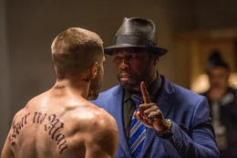 Wie wird Billy Hope (Jake Gyllenhaal, l.) reagieren, wenn ihm sein ehemaliger Manager Jordan Mains (50 Cent, r.) ein ganz besonderes Kampf-Angebot macht?