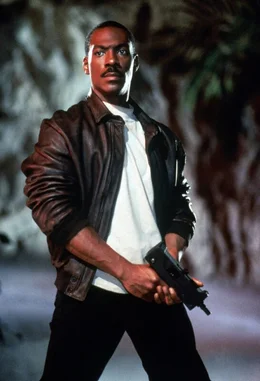 Als gut zureden offensichtlich nichts mehr bringt, zieht Axel (Eddie Murphy) auch mit seinem Schusseisen los, um die Verbrecher zur Strecke zu bringen ...