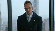 Sein neuer Fall wirft zahlreiche Fragen auf: Holmes (Jonny Lee Miller) ... Sein neuer Fall wirft zahlreiche Fragen auf: Holmes (Jonny Lee Miller) ...