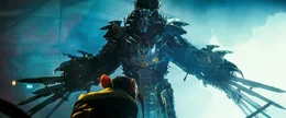 Die Schildkr&ouml;ten-Mutanten Leonardo, Michelangelo, Raphael und Donatello wurden von ihrem Meister Splinter (Danny Woodburn, vorne) ausgebildet, um dem b&ouml;sen Shredder (hinten) und seinen Handlangern das Handwerk zu legen. Wird ihnen das gelingen?