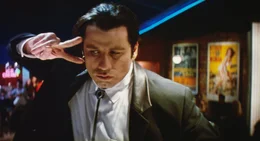 Vincent (John Travolta) nimmt den Job als Bodyguard an. Es wird sein Letzter sein...