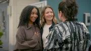 Imani (Féréba Koné, l.) und Nathalie (Amrei Haardt) wollen Vanessa (Julia Augustin) auf andere Gedanken bringen. Imani (Féréba Koné, l.) und Nathalie (Amrei Haardt) wollen Vanessa (Julia Augustin) auf andere Gedanken bringen.