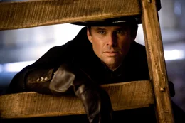 Sheriff Chris Mannix (Walton Goggins)