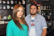 Max "Tuner" (Thomas Drechsel) bemerkt, wie aufgew&uuml;hlt Emily (Anne Menden) nach ihrem Treffen mit Patrick ist.