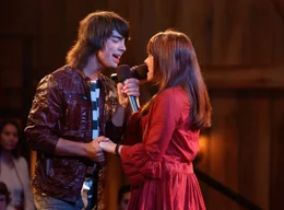L-R: Shane Gray (JOE JONAS), Mitchie Torres (DEMI LOVATO)