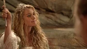 Die Verj&uuml;ngungscreme hat Ondina (Isabel Durant) in eine 5j&auml;hrige verwandelt. Sie spielt nun Prinzessin Ondina und tyrannisiert die anderen mit ihren Trotzattacken.