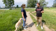 Martin R&uuml;tter besucht Corinna und ihren Labradoodle Lola.