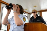 Julia Demmler (Wendy Güntensperger, l.) und Nele Fehrenbach (Floriane Daniel, r.) suchen Lina. Julia Demmler (Wendy Güntensperger, l.) und Nele Fehrenbach (Floriane Daniel, r.) suchen Lina.