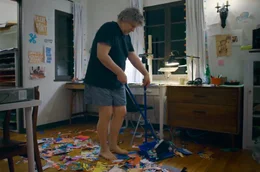 Wenn der Schlaf partout nicht kommen will, macht Gondry die Nacht zum Tag und tobt sich kreativ aus.