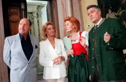 (v.li.): Ivan Desny (Dr. Falke), Gudrun Velisek (Frau Falke), Johanna Liebeneiner (Doris), Klaus Wildbolz (Wenzel Hofer). (v.li.): Ivan Desny (Dr. Falke), Gudrun Velisek (Frau Falke), Johanna Liebeneiner (Doris), Klaus Wildbolz (Wenzel Hofer).