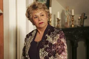 Juanita Solis (Lupe Ontiveros) Juanita Solis (Lupe Ontiveros)