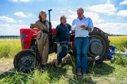 Lisa Hogan (l.) und Jeremy Clarkson (r.) Lisa Hogan (l.) und Jeremy Clarkson (r.)