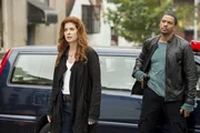 Ein neuer Fall besch&auml;ftigt Billy (Laz Alonso, r.) und Laura (Debra Messing, l.).