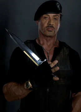 Mann mit Mission: Barney Ross (Sylvester Stallone) will zusammen mit seiner Truppe von S&ouml;ldnern die Welt vor einer atomaren Katastrophe bewahren ...