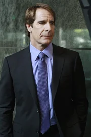 Fleht Bree an, ihm endlich die Wahrheit &uuml;ber Alejandros Tod zu sagen: Trip (Scott Bakula) ...