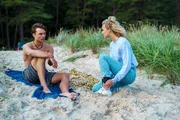 Lenas (Amelie Arndt) Worte treffen Noah (Arne-Carlos Böttcher) hart. +++ Die Verwendung des sendungsbezogenen Materials ist nur mit dem Hinweis und Verlinkung auf RTL+ gestattet. +++ Lenas (Amelie Arndt) Worte treffen Noah (Arne-Carlos Böttcher) hart. +++ Die Verwendung des sendungsbezogenen Materials ist nur mit dem Hinweis und Verlinkung auf RTL+ gestattet. +++