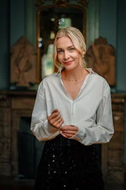 Julia Meise (Zwillingsmodel und Unternehmerinnen)