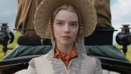 Emma Woodhouse (Anya Taylor-Joy) ist h&uuml;bsch, gewitzt und reich.   +++ Die Verwendung des sendungsbezogenen Materials ist nur mit dem Hinweis und Verlinkung auf RTL+ gestattet. +++