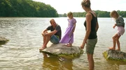 Zu Gast bei Familie Didt im ehemaigen Grenzgebiet bei Lassahn. Damals das Ende der Welt, heute das Paradies Zu Gast bei Familie Didt im ehemaigen Grenzgebiet bei Lassahn. Damals das Ende der Welt, heute das Paradies