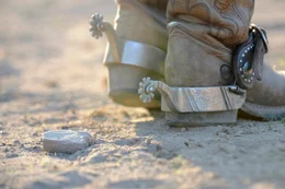 Motiv: Cowboystiefel mit Silbersporen.