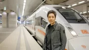 F&uuml;r diese "Am Puls"-Folge geht Dunja Hayali dem Chaos bei der Bahn auf den Grund. (Berlin)