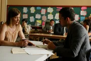 Danny Taylor (Enrique Murciano) befragt eine Zeugin.