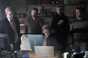 Thomas Hartman (Allan Svensson), Maria Wern (Eva Röse), Arvidsson (Peter Perski) und ihre Kollegen kommen kriminellen Polizisten auf die Spur, die auch vor Mord nicht zurückschrecken. Thomas Hartman (Allan Svensson), Maria Wern (Eva Röse), Arvidsson (Peter Perski) und ihre Kollegen kommen kriminellen Polizisten auf die Spur, die auch vor Mord nicht zurückschrecken.