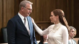 Larry Bloom (Kevin Costner) und Molly (Jessica Chastain)