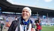 Die neue Folge der WDR-Reihe „Meine Heimat. Mein Verein“ geht dem Mythos VfL auf die Spur und zeigt die enge Verbindung von Stadt und Verein. Filmemacher Wilm Huygen hat Menschen getroffen, für die der Verein Heimat und manchmal sogar Lebensmittelpunkt ist. Die neue Folge der WDR-Reihe „Meine Heimat. Mein Verein“ geht dem Mythos VfL auf die Spur und zeigt die enge Verbindung von Stadt und Verein. Filmemacher Wilm Huygen hat Menschen getroffen, für die der Verein Heimat und manchmal sogar Lebensmittelpunkt ist.