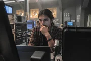 Findet Leon Anawak (Joshua Odjick) eine Möglichkeit, mit den Yrr in Kontakt zu treten? Findet Leon Anawak (Joshua Odjick) eine Möglichkeit, mit den Yrr in Kontakt zu treten?