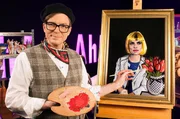 Das Studio von „Wissen macht Ah!“ wird heute zum Maler-Atelier und Ralph vollbringt eine künstlerische Glanzleistung. Während Clarissa Modell steht und Ralph sie mit gekonnten Pinselstrichen geschickt in Szene setzt, erfahren die Zuschauer viel Wissenswertes rund um Kunst. Nebenbei beantworten Clarissa und Ralph die z.B. folgende Frage: Warum verzieht man das Gesicht oder streckt die Zunge raus, wenn man sich konzentriert? Das Studio von „Wissen macht Ah!“ wird heute zum Maler-Atelier und Ralph vollbringt eine künstlerische Glanzleistung. Während Clarissa Modell steht und Ralph sie mit gekonnten Pinselstrichen geschickt in Szene setzt, erfahren die Zuschauer viel Wissenswertes rund um Kunst. Nebenbei beantworten Clarissa und Ralph die z.B. folgende Frage: Warum verzieht man das Gesicht oder streckt die Zunge raus, wenn man sich konzentriert?