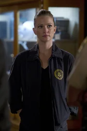 Jennifer Jereau (A. J. Cook) Jennifer Jereau (A. J. Cook)