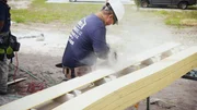 Ein Paar beauftragt Brian und Mika, auf einem wundersch&ouml;nen Grundst&uuml;ck am Seeufer ein individuelles Haus mit toller Aussicht zu bauen, in das all ihre Ersparnisse flie&szlig;en. Die beiden Projektentwickler stehen vor der Herausforderung, Bobs Wunsch nach einem spa&szlig;igen Paradies mit Key-West-Feeling mit Wendys Traum von einer friedlichen Oase im Landhausstil zu verbinden.