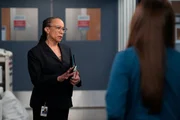 Epatha Merkerson als Sharon Goodwin