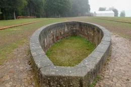 Dieses Becken in Bibracte zeigt, dass die Druiden sowohl astronomische als auch geometrische Kenntnisse hatten.