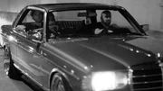 Jonas (hinten) zieht mit Ex-Gangster Challa und seinen Jungs durch die Nacht.