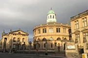 Die Bodleian Libary in der Abendsonne: Die Hauptbibliothek der Universität Oxford. Die Bodleian Libary in der Abendsonne: Die Hauptbibliothek der Universität Oxford.