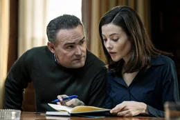 Die junge Finanzstadtr&auml;tin Nevenka Fern&aacute;ndez (Mireia Oriol) wird von ihrem Vorgesetzten, dem B&uuml;rgermeister Ismael &Aacute;lvarez (Urko Olazabal), bedr&auml;ngt und manipuliert.
