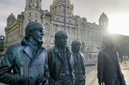 In Liverpool, der Heimatstadt von Paul McCartney, sind die Beatles allgegenw&auml;rtig.