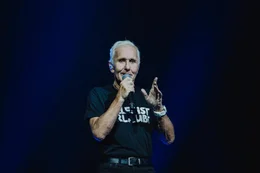Klaus Eberhartinger beim letzen Auftritt seiner "EAV"